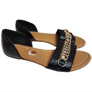 Andiamo women's 8W black with gold chain  sandals.